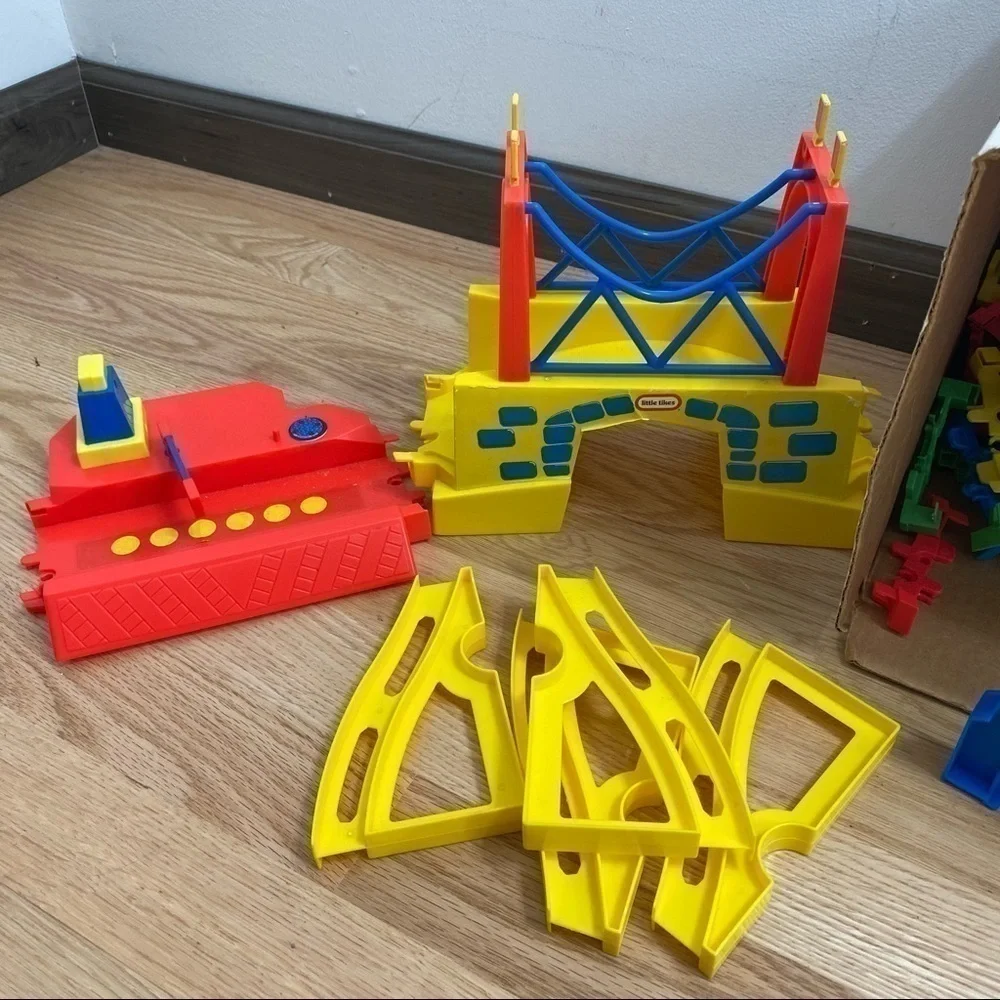 Vintage Little Tikes Track System Toy Play Set Building